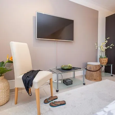 Zum Kranich, Exclusive 4-sterne-plus Fuer 4 Personen In Zingst