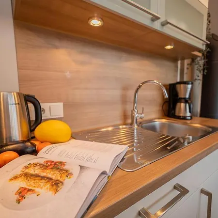 Zum Kranich, Exclusive 4-sterne-plus Fuer 4 Personen In Zingst