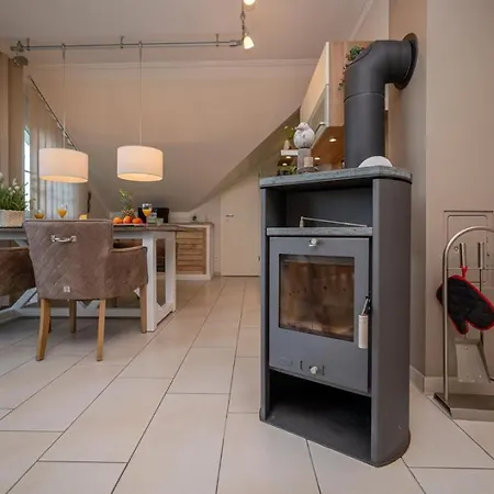 Zum Kranich, Exclusive 4-sterne-plus Fuer 4 Personen In Zingst